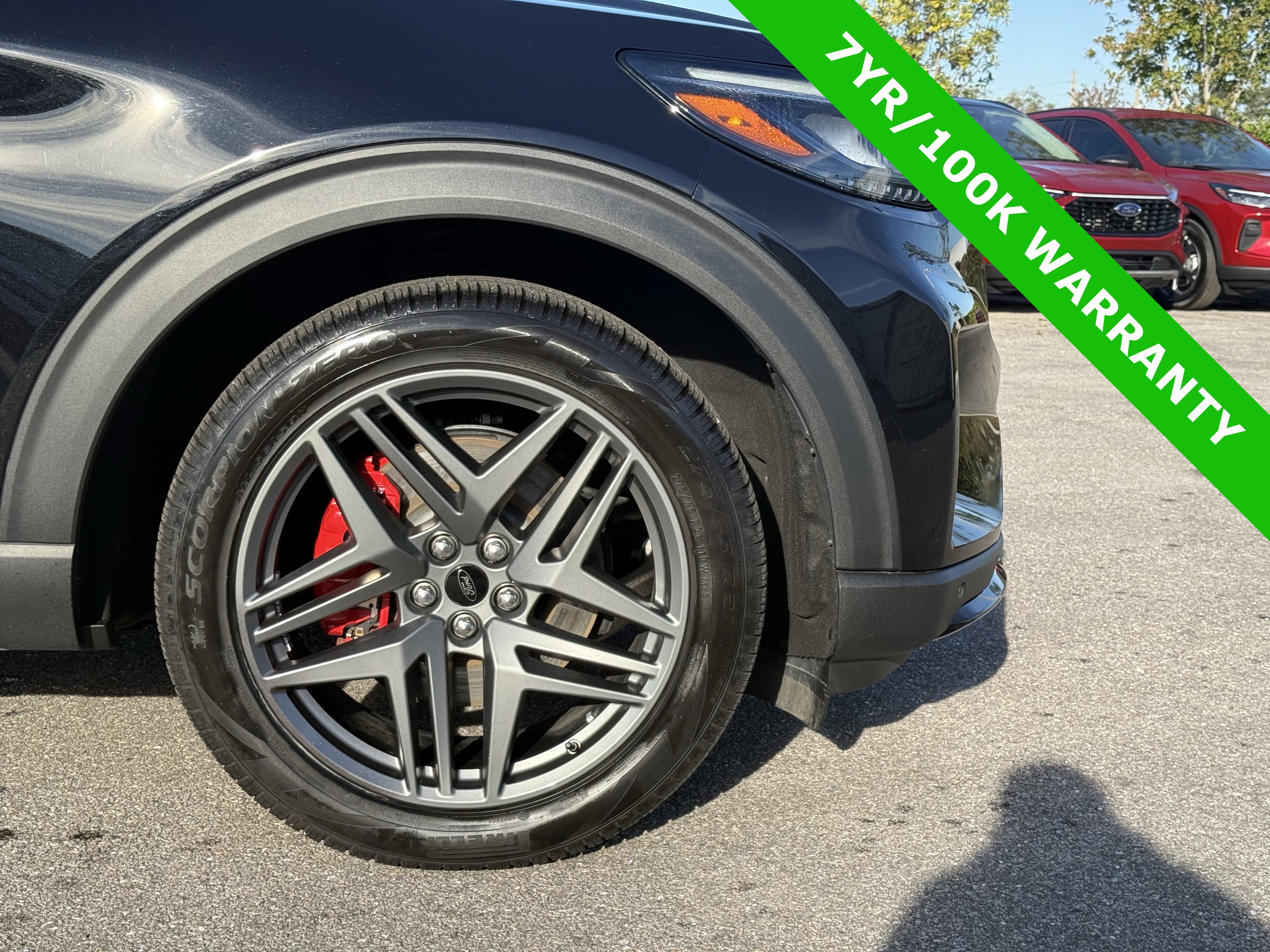 Certified 2025 Ford Explorer ST image 11