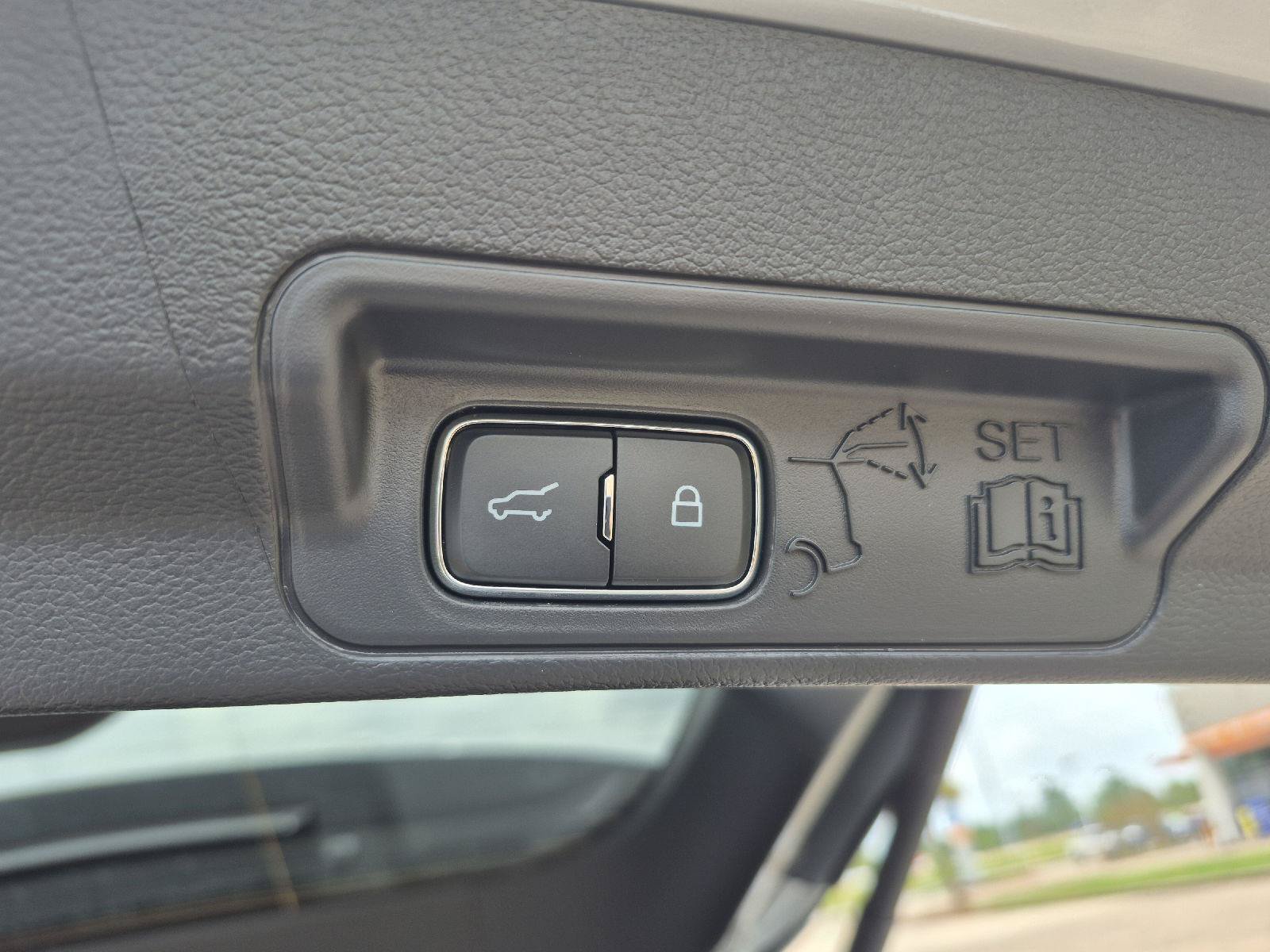 Certified 2026 Ford Explorer Tremor AWD/4WD image 11