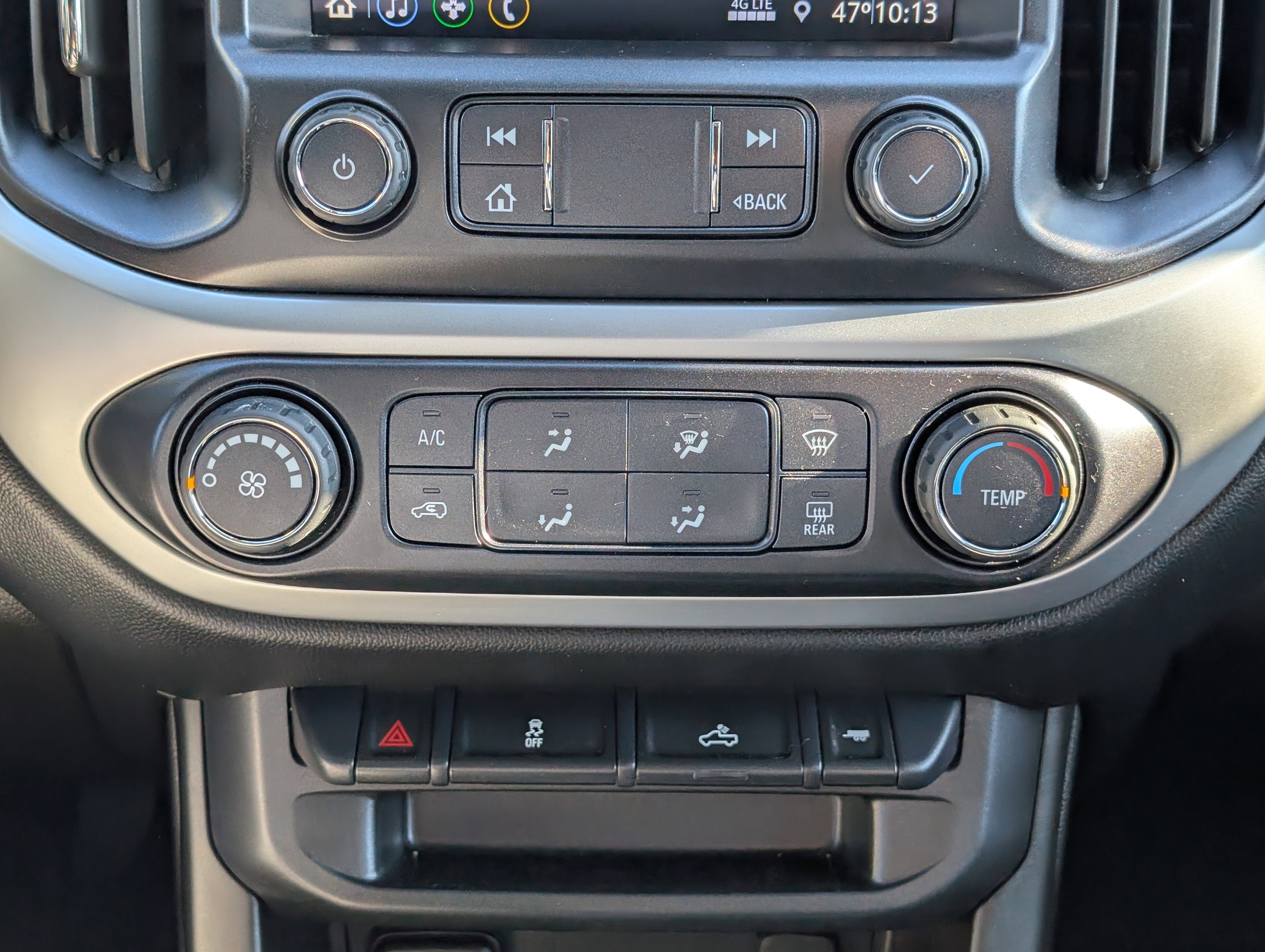 Used 2021 Chevrolet Colorado LT w/ LT Convenience Package image 24