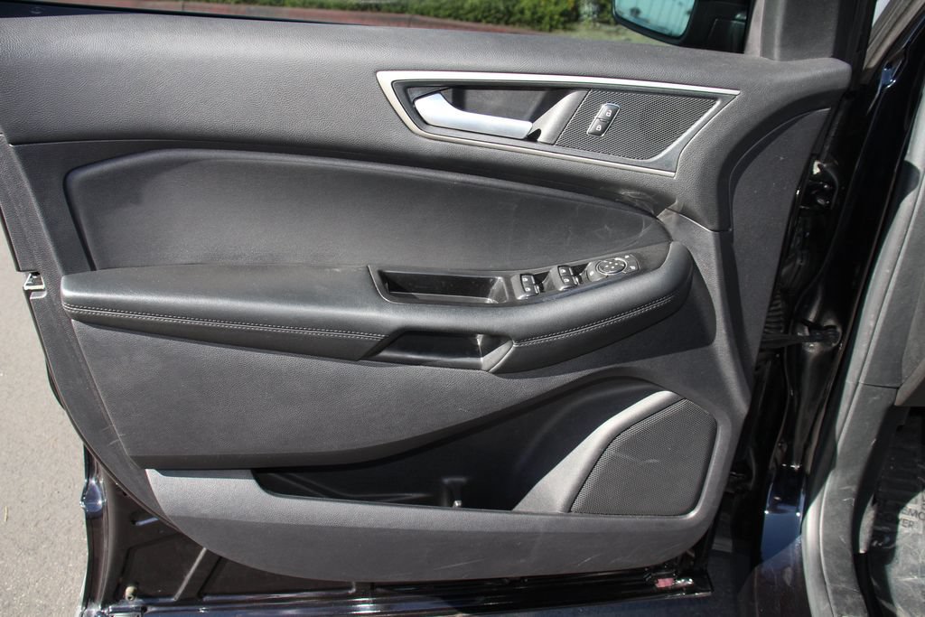 Certified 2019 Ford Edge SEL w/ Equipment Group 201A FWD image 22