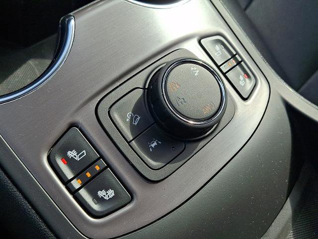 Used 2022 GMC Terrain AT4 image 24