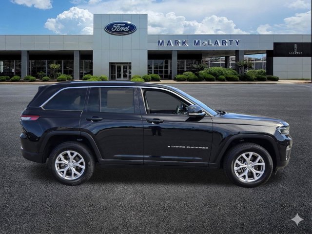 Used 2022 Jeep Grand Cherokee Limited RWD image 6