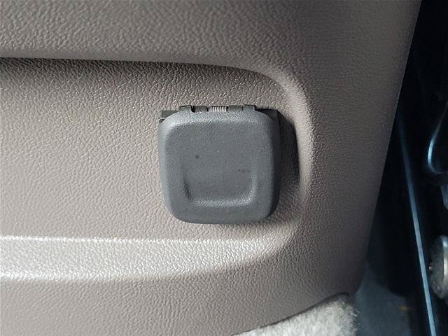 Used 2023 Chevrolet Malibu LT FWD image 18