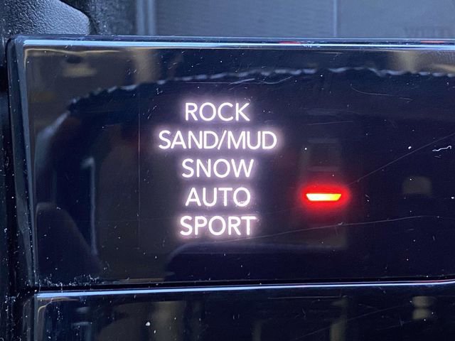 Used 2021 Jeep Grand Cherokee L Summit w/ Advanced Protech Group IV image 38