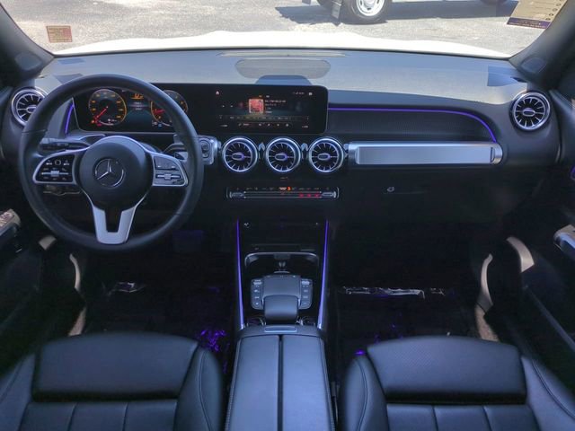 Used 2021 Mercedes-Benz GLB 250 4MATIC image 16