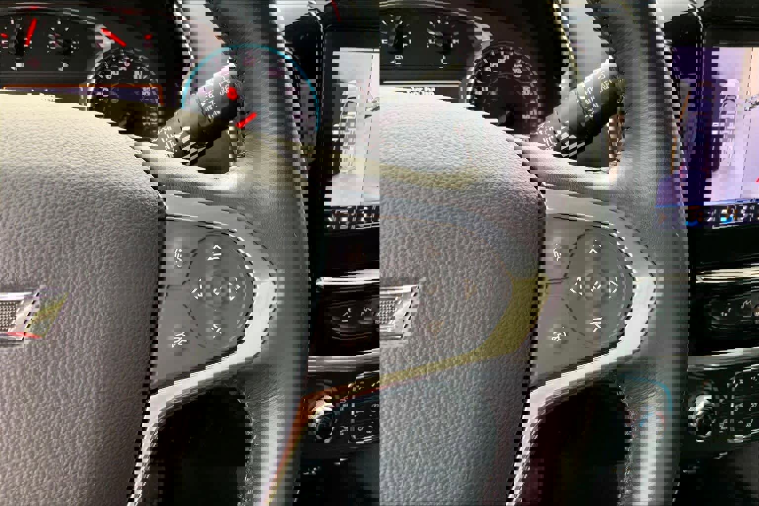 Used 2021 Chevrolet Traverse RS image 22