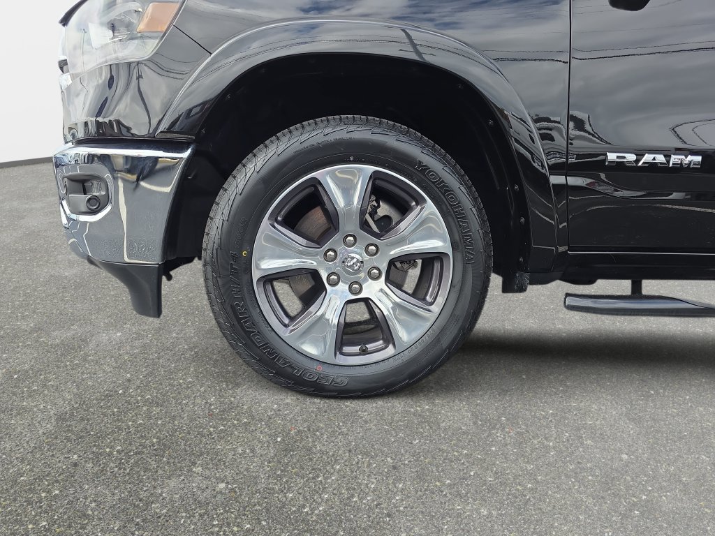Used 2019 RAM 1500 Laramie AWD/4WD image 24