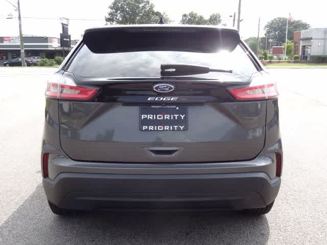 Certified 2021 Ford Edge SE FWD image 3