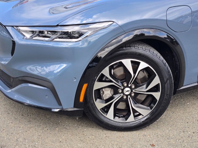 Certified 2023 Ford Mustang Mach-E Premium AWD/4WD image 9