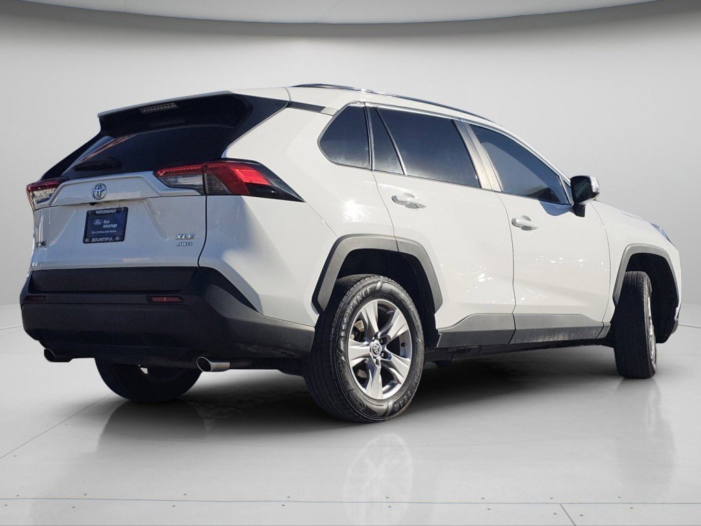 Used 2023 Toyota RAV4 XLE image 4