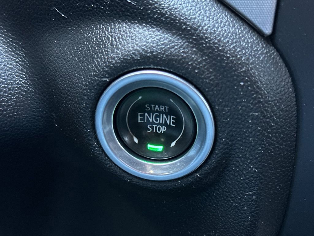 Used 2021 GMC Sierra 1500 Elevation w/ Preferred Package image 21