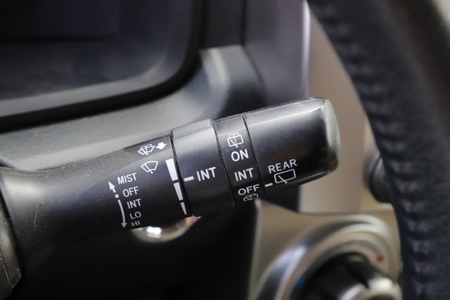 Used 2022 Toyota 4Runner Limited AWD/4WD image 38