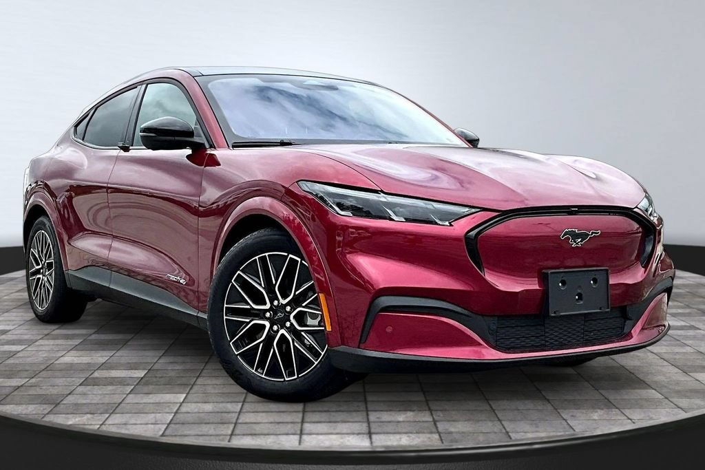 Certified 2025 Ford Mustang Mach-E Premium AWD/4WD image 3