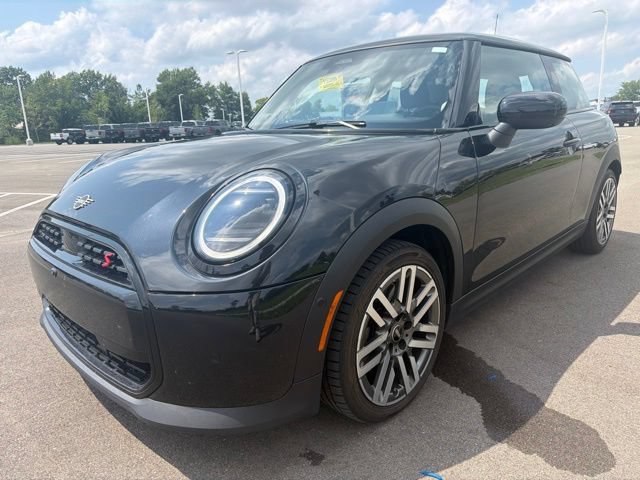 Used 2025 MINI Cooper S FWD video 2