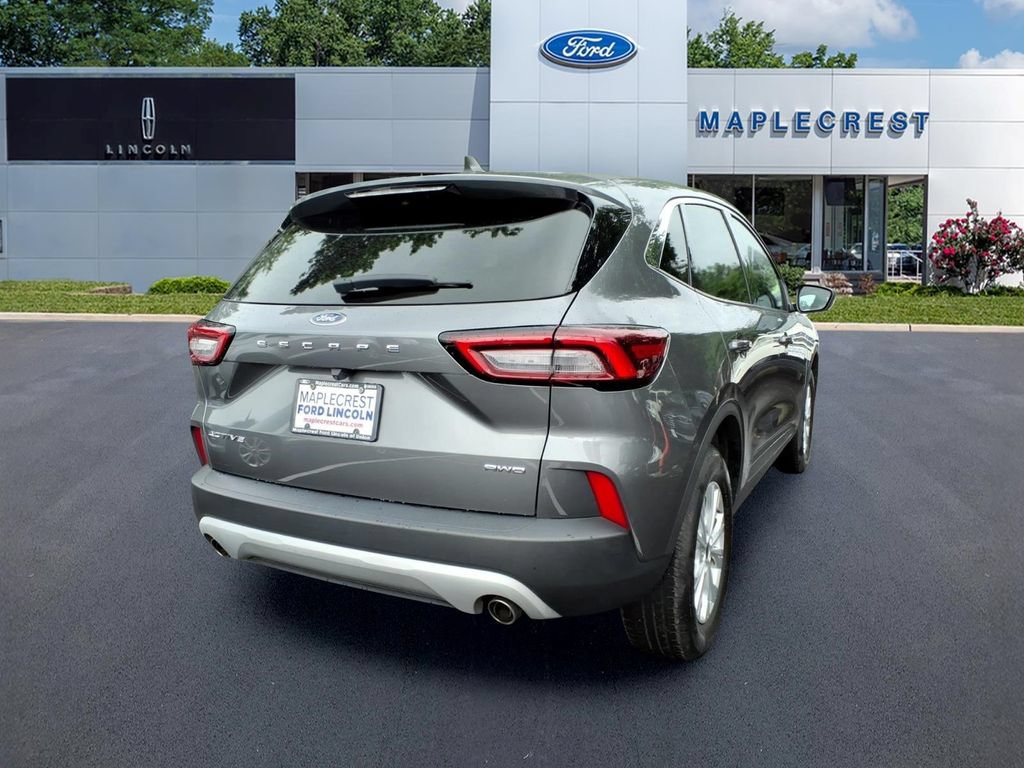 Certified 2023 Ford Escape Active AWD/4WD image 4