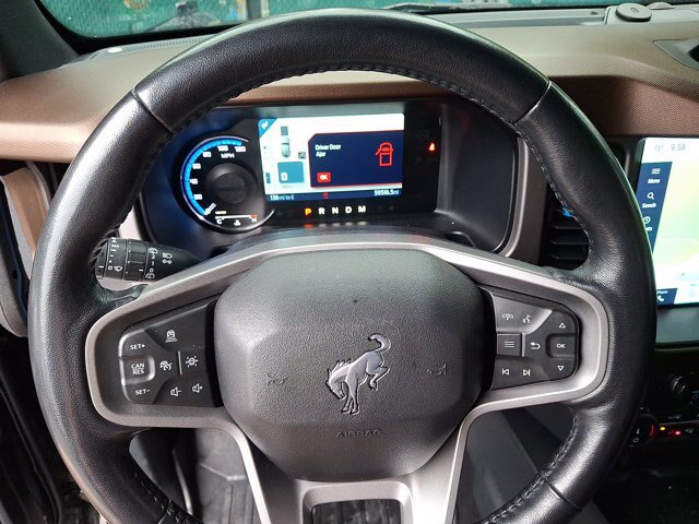 Certified 2022 Ford Bronco Outer Banks AWD/4WD image 8