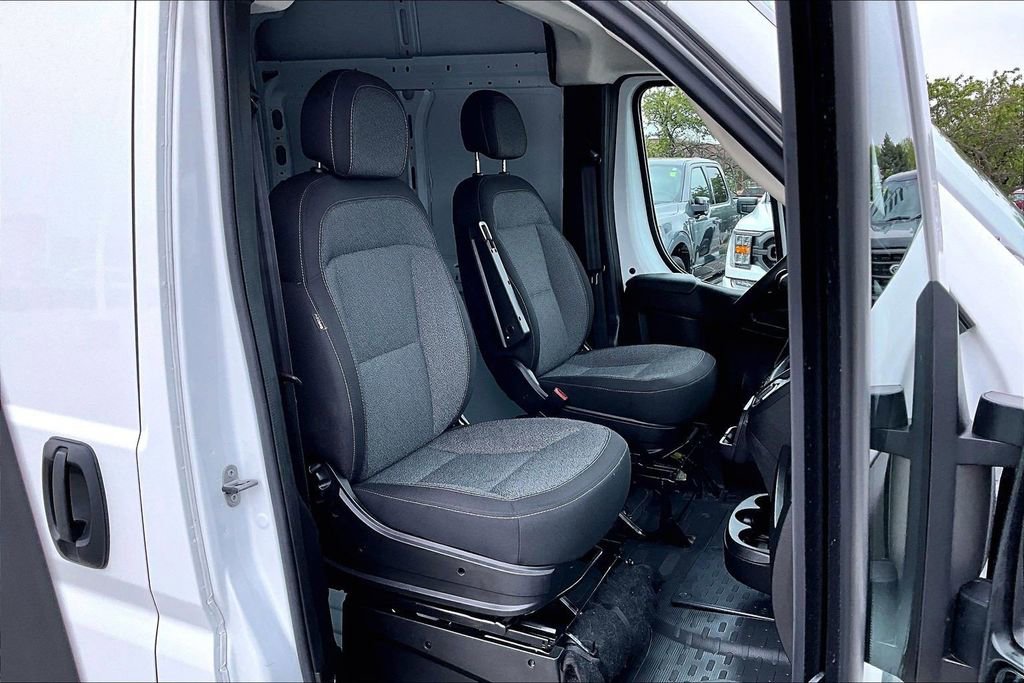 Used 2023 RAM ProMaster 2500 FWD image 7