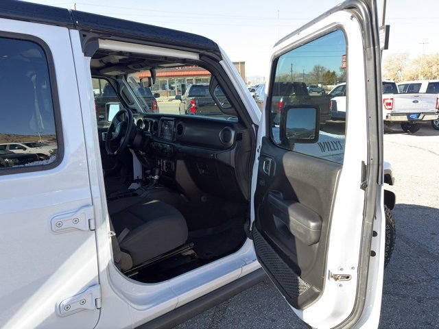 Used 2023 Jeep Gladiator Willys image 26