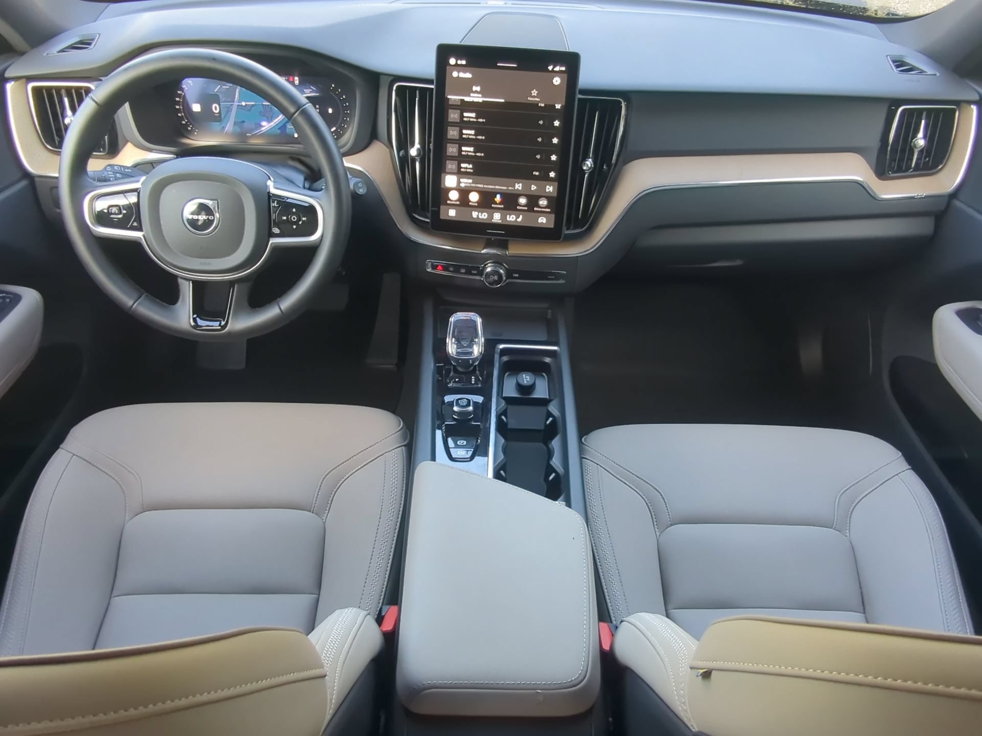 Used 2026 Volvo XC60 B5 Plus AWD/4WD image 50