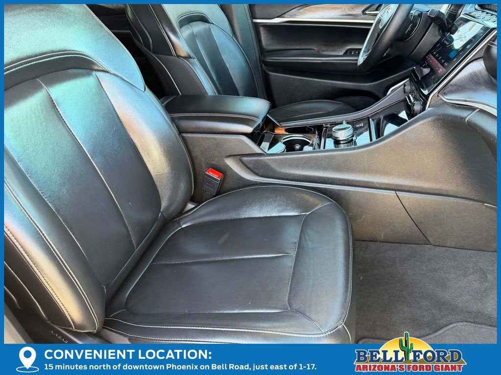 Used 2021 Jeep Grand Cherokee L Limited AWD/4WD image 7