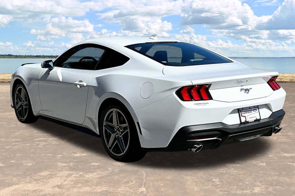 Certified 2024 Ford Mustang Coupe RWD image 5