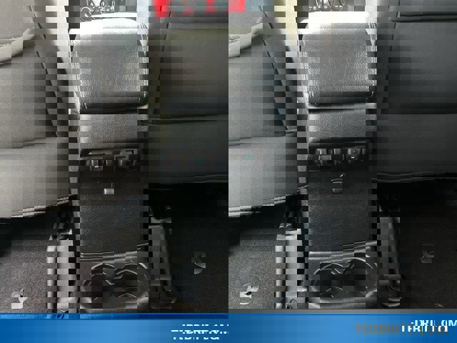 Used 2018 Jeep Wrangler Unlimited Sport image 14