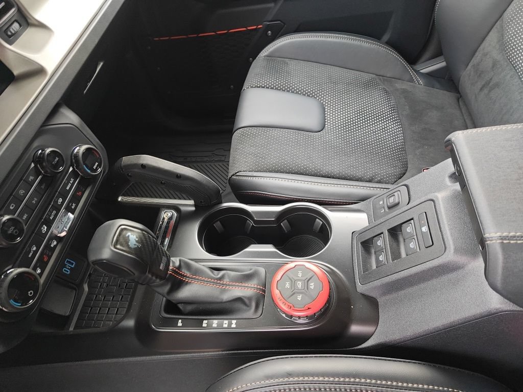 Certified 2024 Ford Bronco Raptor w/ Interior Carbon Fiber Pack 6 AWD/4WD image 15