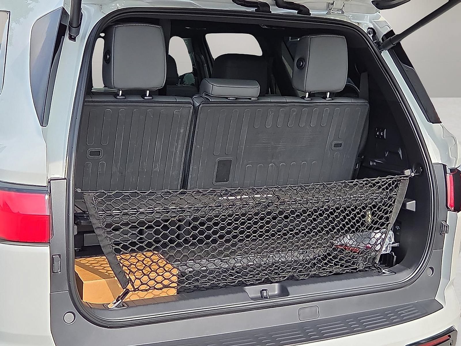 Used 2026 Toyota Sequoia Capstone AWD/4WD image 8