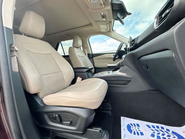 Certified 2023 Ford Explorer Limited w/ Equipment Group 301A AWD/4WD image 21