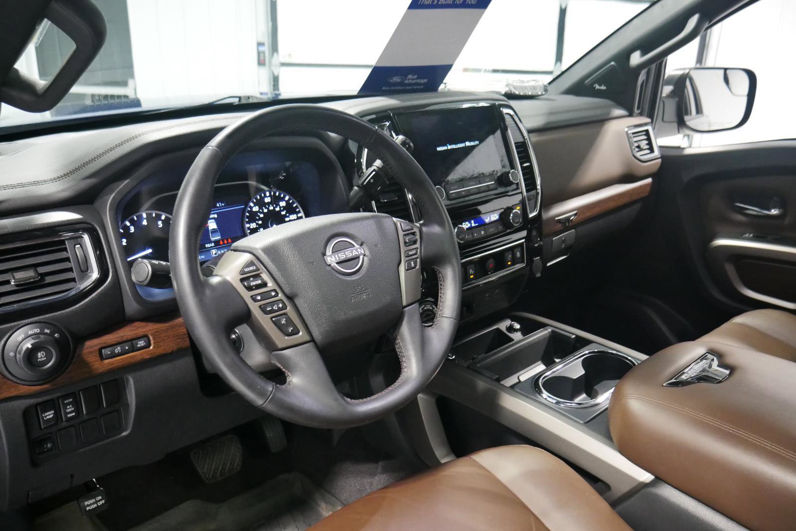 Used 2023 Nissan Titan Platinum Reserve w/ Moonroof Package image 9