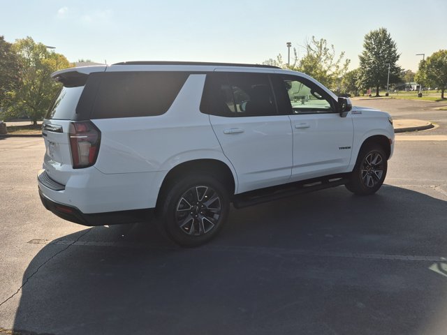 Used 2021 Chevrolet Tahoe Z71 w/ Luxury Package AWD/4WD image 4