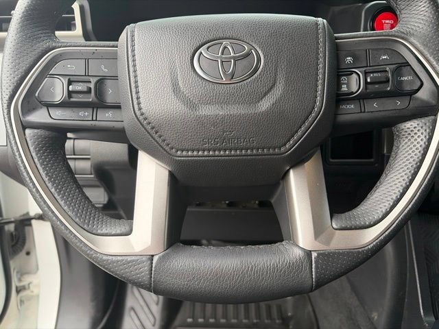Used 2025 Toyota Tacoma TRD Off-Road AWD/4WD image 31