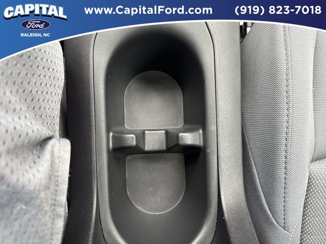 Used 2025 Toyota Corolla Cross AWD Hybrid w/ Moonroof Package image 31