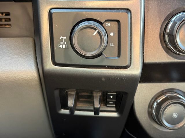 Certified 2019 Ford F250 XLT w/ XLT Value Package AWD/4WD image 5