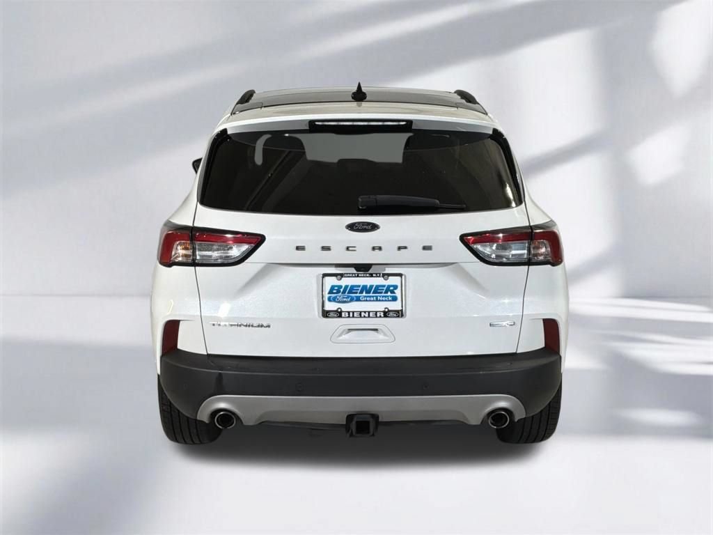 Certified 2020 Ford Escape Titanium AWD/4WD image 21