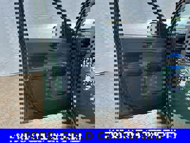 Certified 2025 Ford Maverick Lariat w/ Black Appearance Package image 12