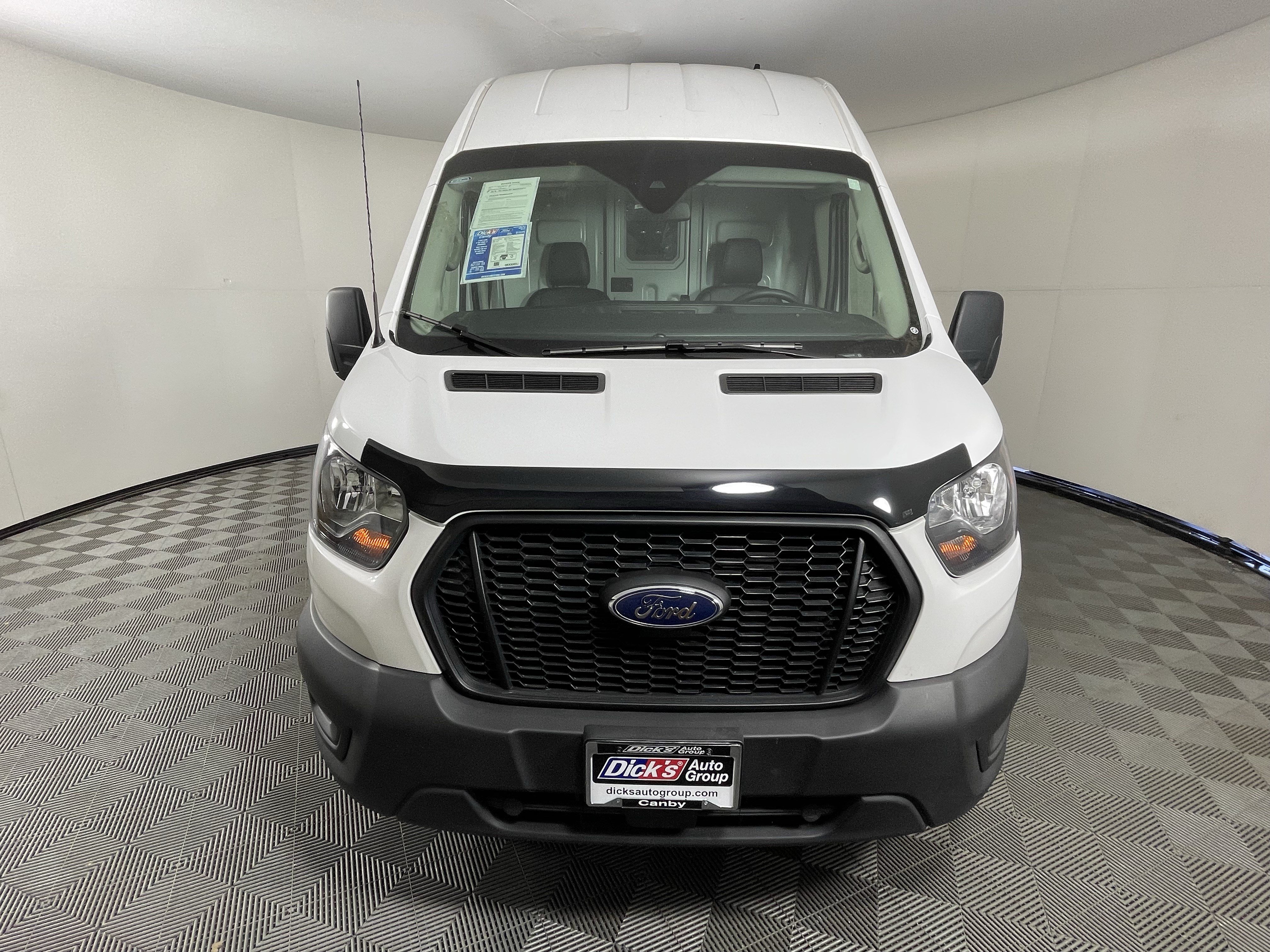 Certified 2025 Ford Transit 250 148 High Roof RWD image 9