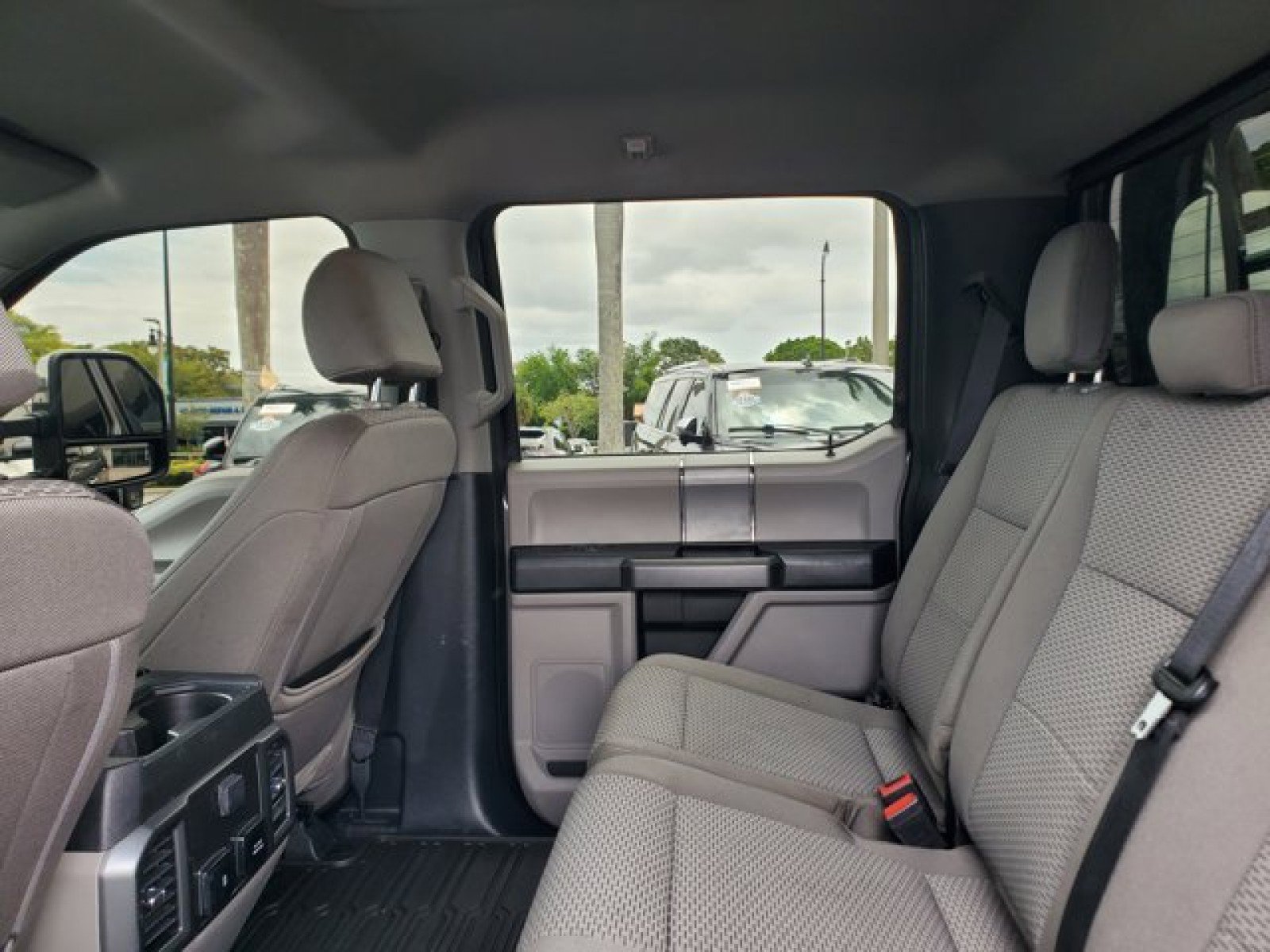 Certified 2021 Ford F250 XLT w/ XLT Premium Package AWD/4WD image 30