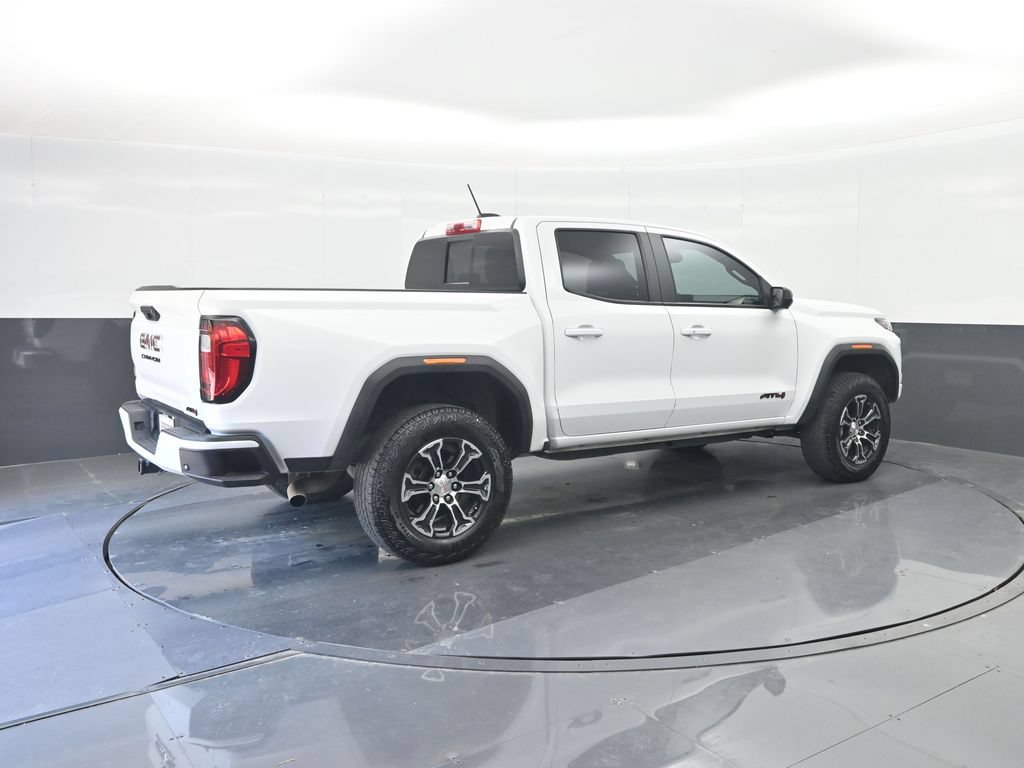 Used 2024 GMC Canyon AT4 w/ LPO, Off Road Lift Package AWD/4WD image 15