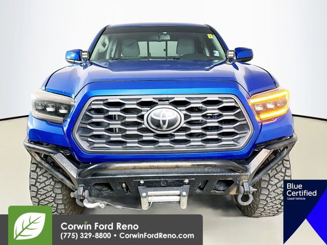 Used 2017 Toyota Tacoma SR5 AWD/4WD image 2