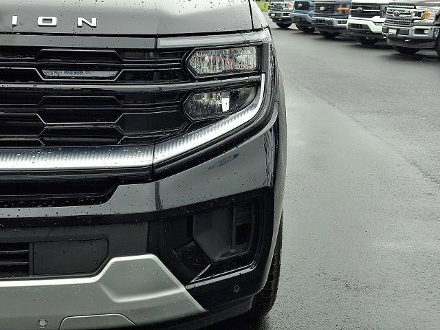 Certified 2025 Ford Expedition Platinum AWD/4WD image 9