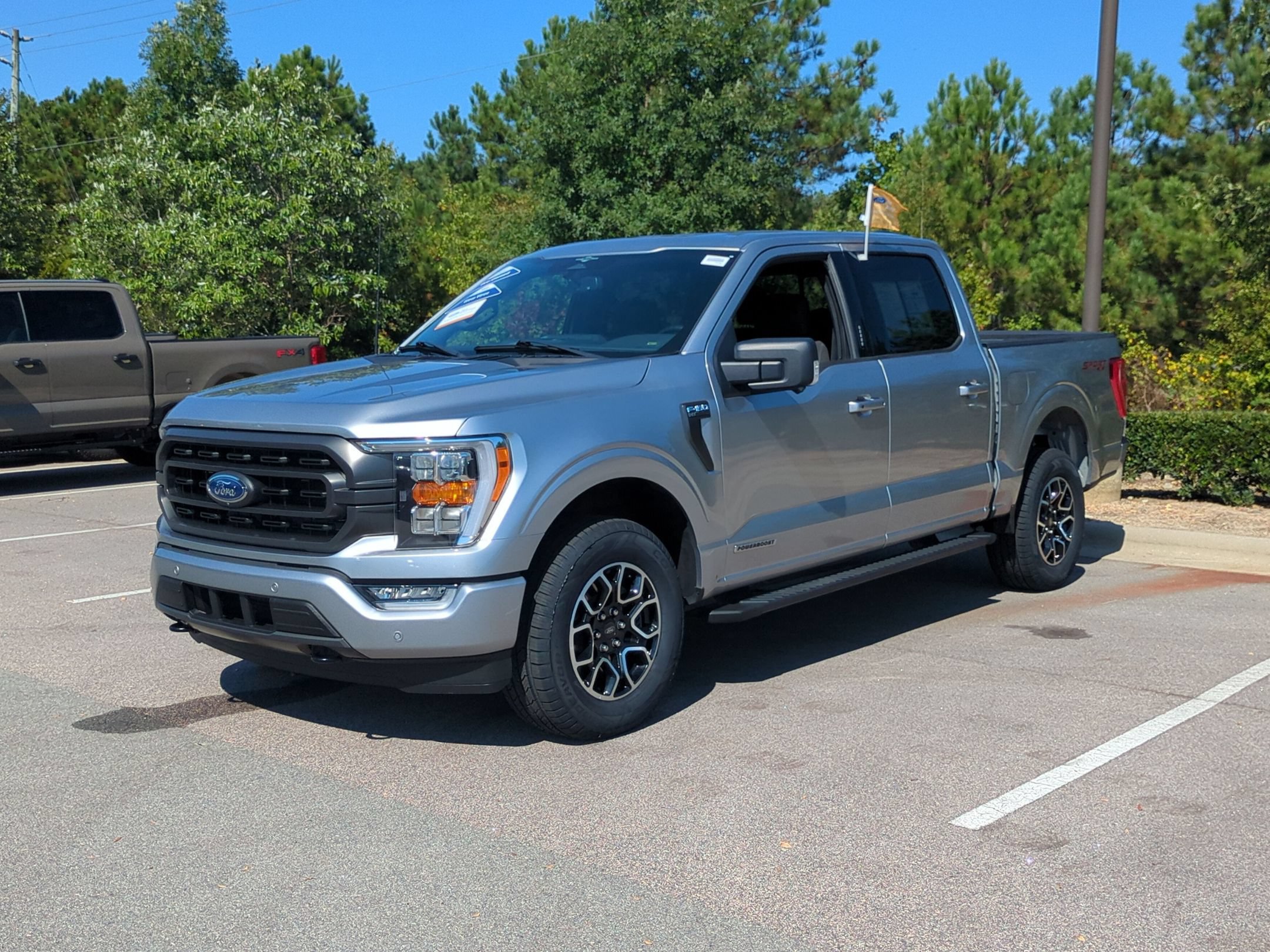 Certified 2023 Ford F150 4x4 SuperCrew Hybrid image 9