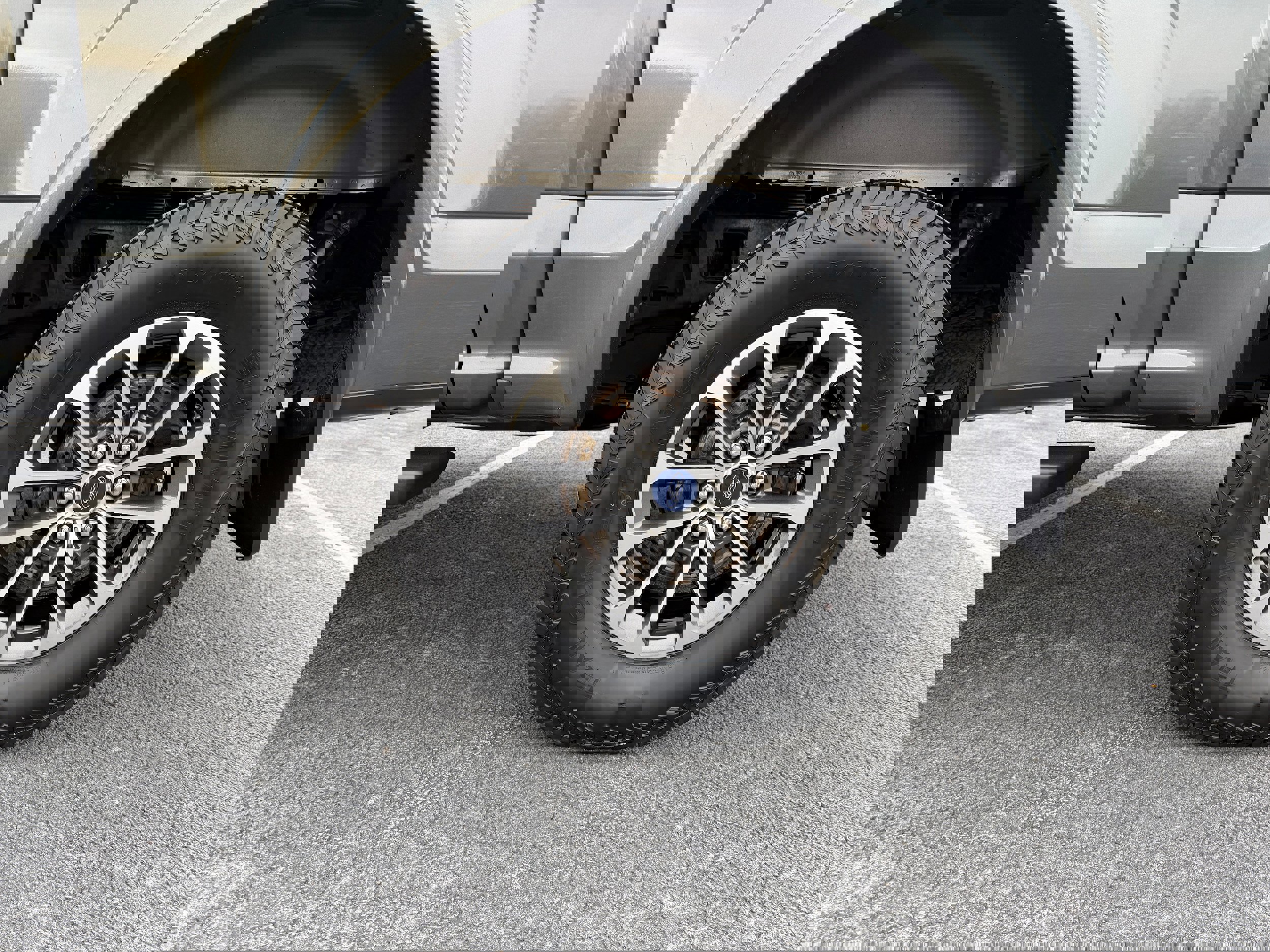 Certified 2019 Ford F150 XLT w/ Equipment Group 302A Luxury image 10