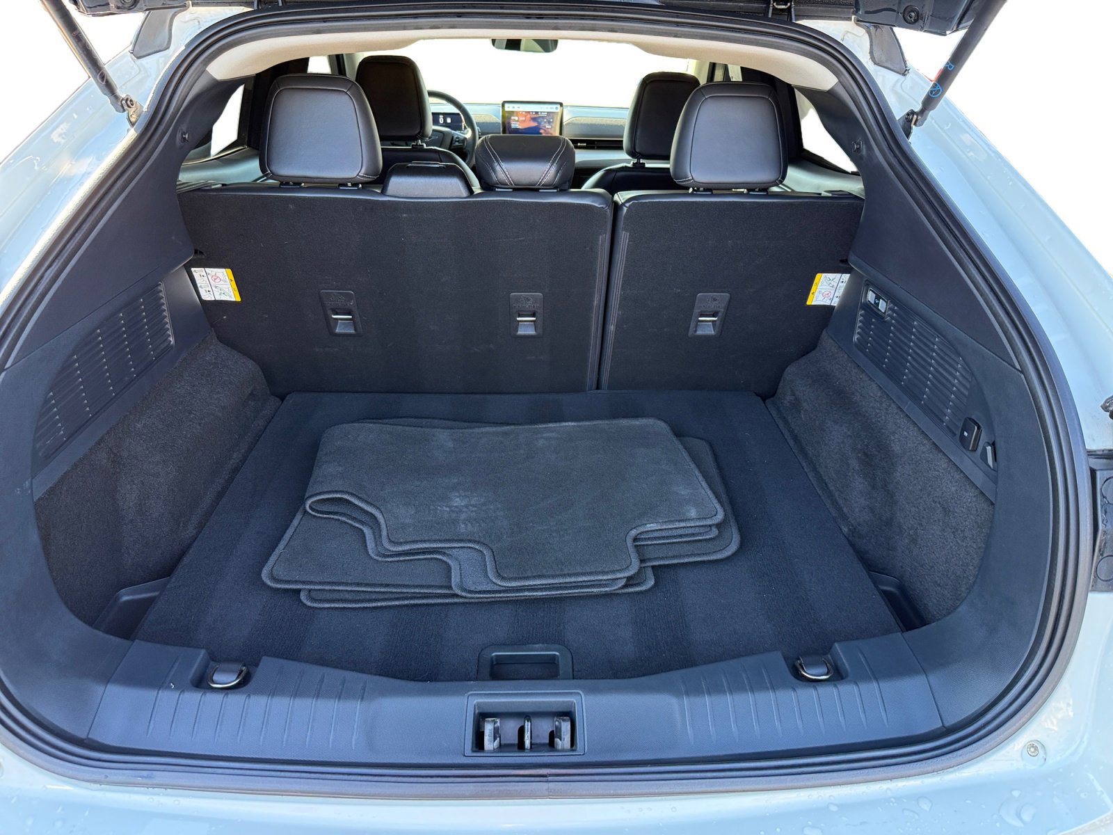 Certified 2022 Ford Mustang Mach-E Select image 17