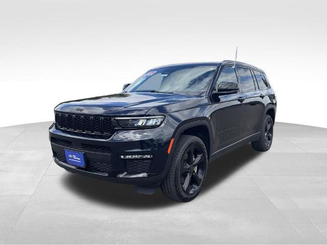 Used 2024 Jeep Grand Cherokee L Limited w/ Black Appearance Package AWD/4WD image 33