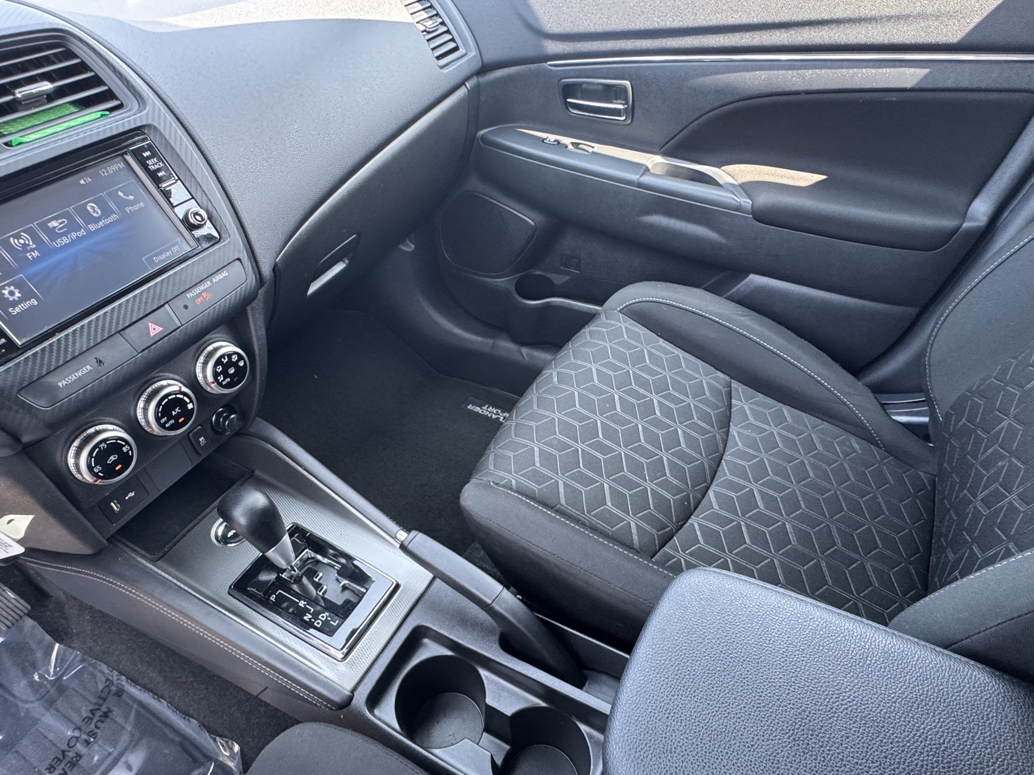 Used 2025 Mitsubishi Outlander Sport AWD image 26