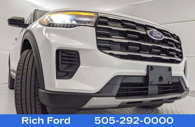 Certified 2025 Ford Explorer Active RWD image 24