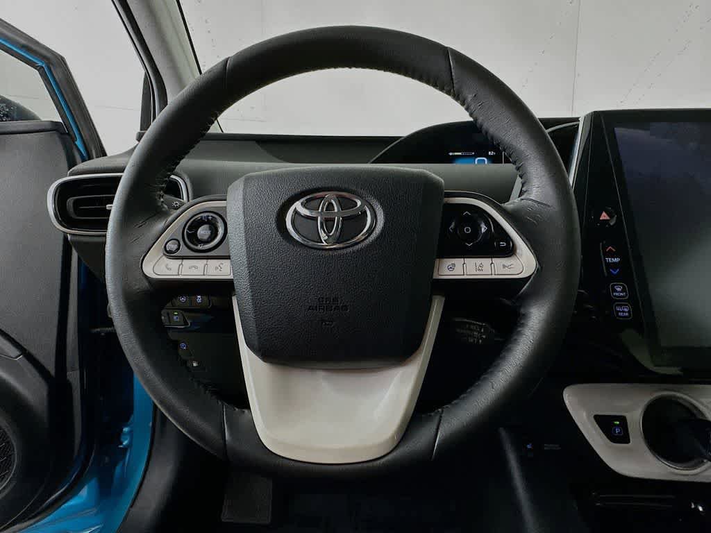 Used 2018 Toyota Prius Prime Advanced w/ Carpet Mat Package FWD image 15