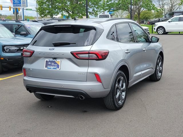 Certified 2024 Ford Escape ST-Line w/ Tech Pack #1 AWD/4WD image 4