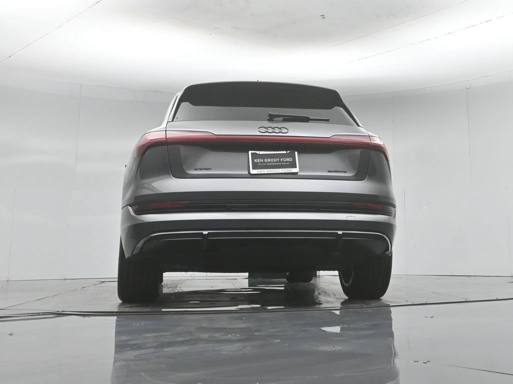 Used 2022 Audi e-tron Chronos w/ Chronos Package AWD/4WD image 54